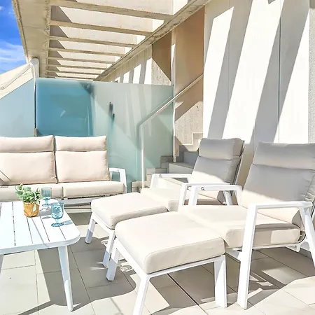 2 Bedroom Penthouse In Serenity Collection In アパート エステポナ