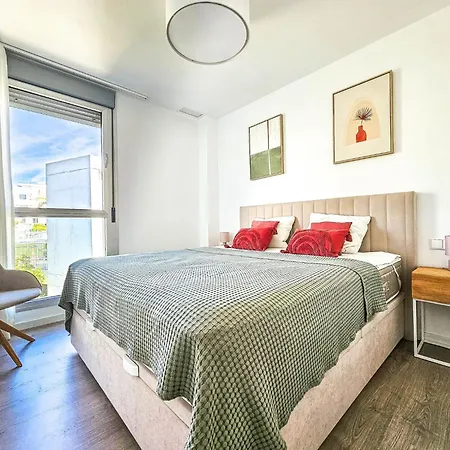 Apartment 2 Bedroom Penthouse In Serenity Collection In Estepona